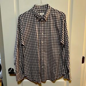 Club Monaco Slim Fit Large button down